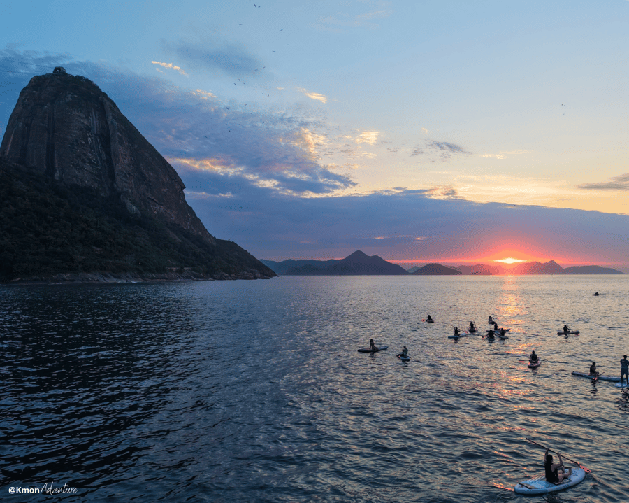 SUP na Praia Vermelha - Nascer do Sol com a Kmon Adventure