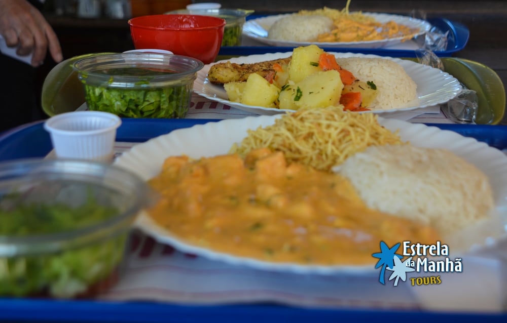 Escuna Estrela da Manhã | Passeio com almoço
