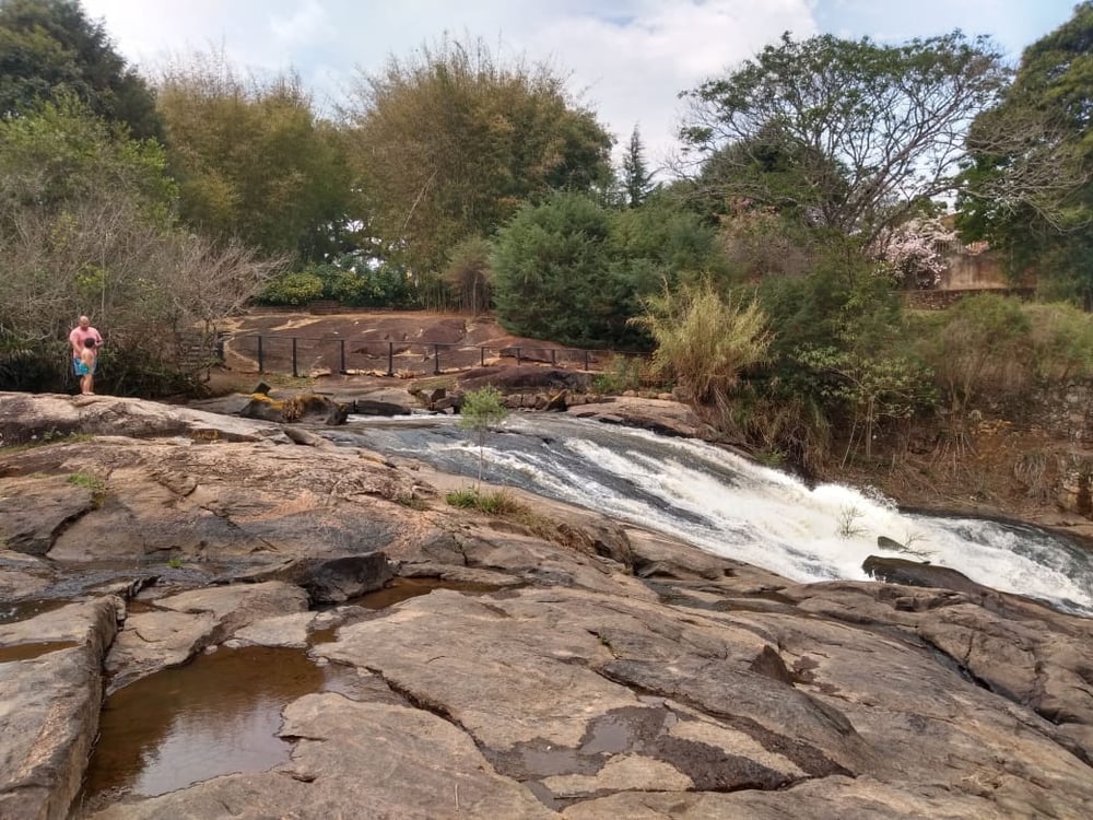 30/04 Nas montanhas de Extrema com café da manhã