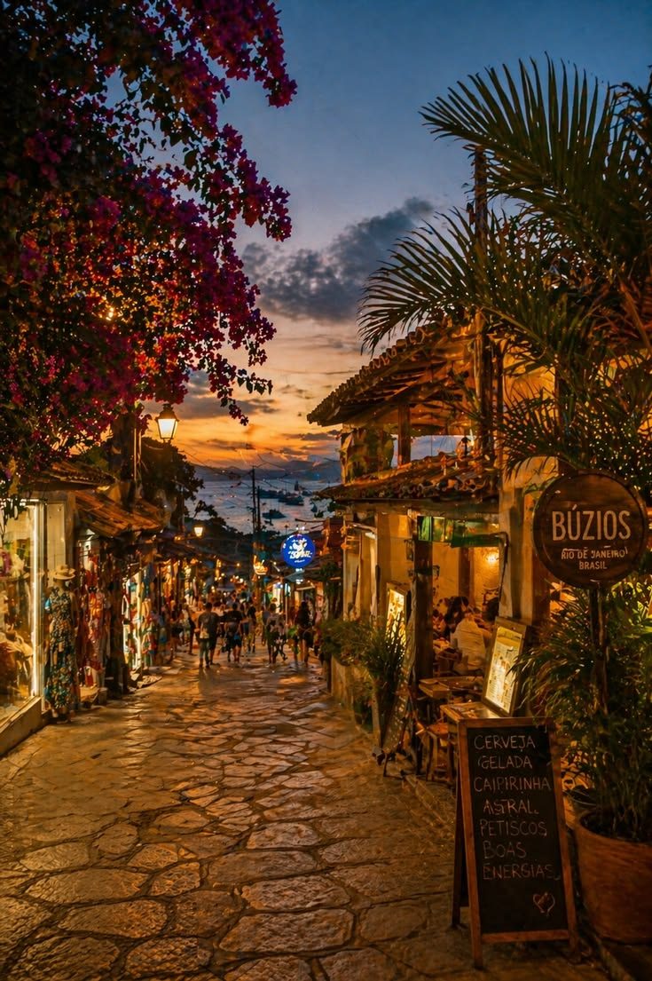 Rua das Pedras de noche
