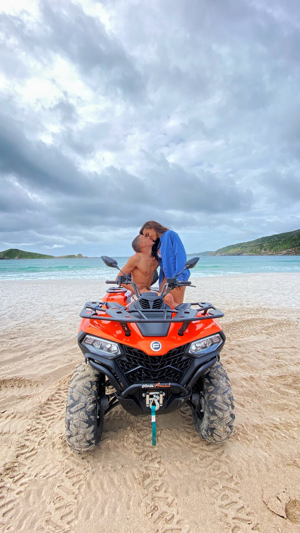 PASSEIO DE QUADRICICLO AUTOMATICO EM ARRAIAL DO CABO