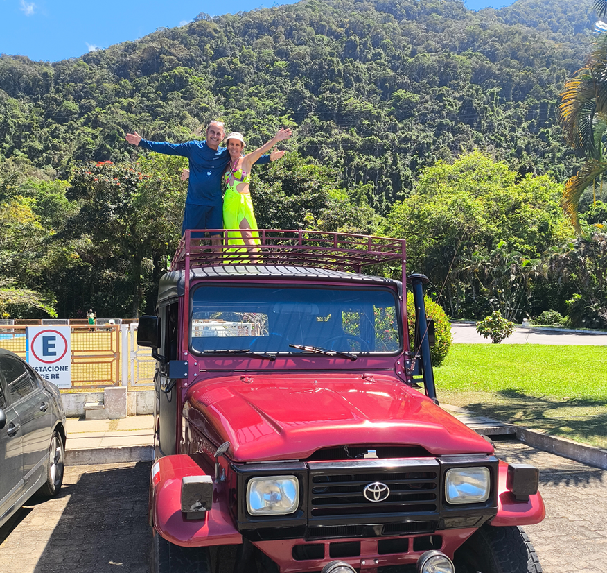 Jeep Tour Compartilhado em Angra dos Reis – Corredor Sul