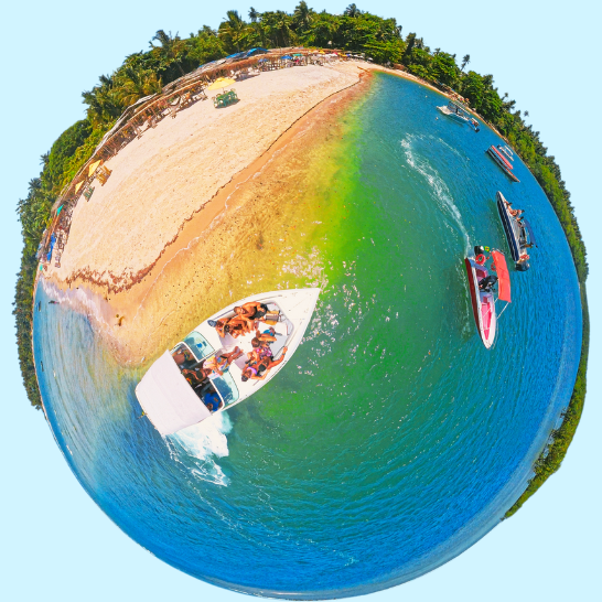 Vista 360 graus de Morro de São Paulo com barcos e praia