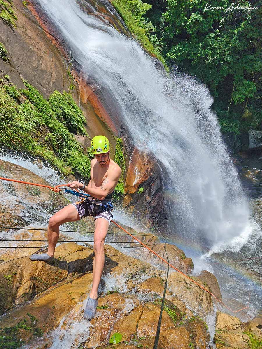 RAPEL CACHOEIRA VÉU DE NOIVAS (Guiamento VIP)