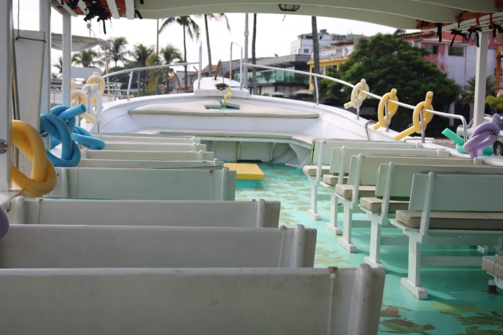 Passeio de Barco - Cabo Frio