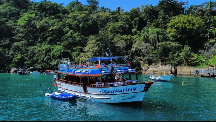 Passeio de Escuna