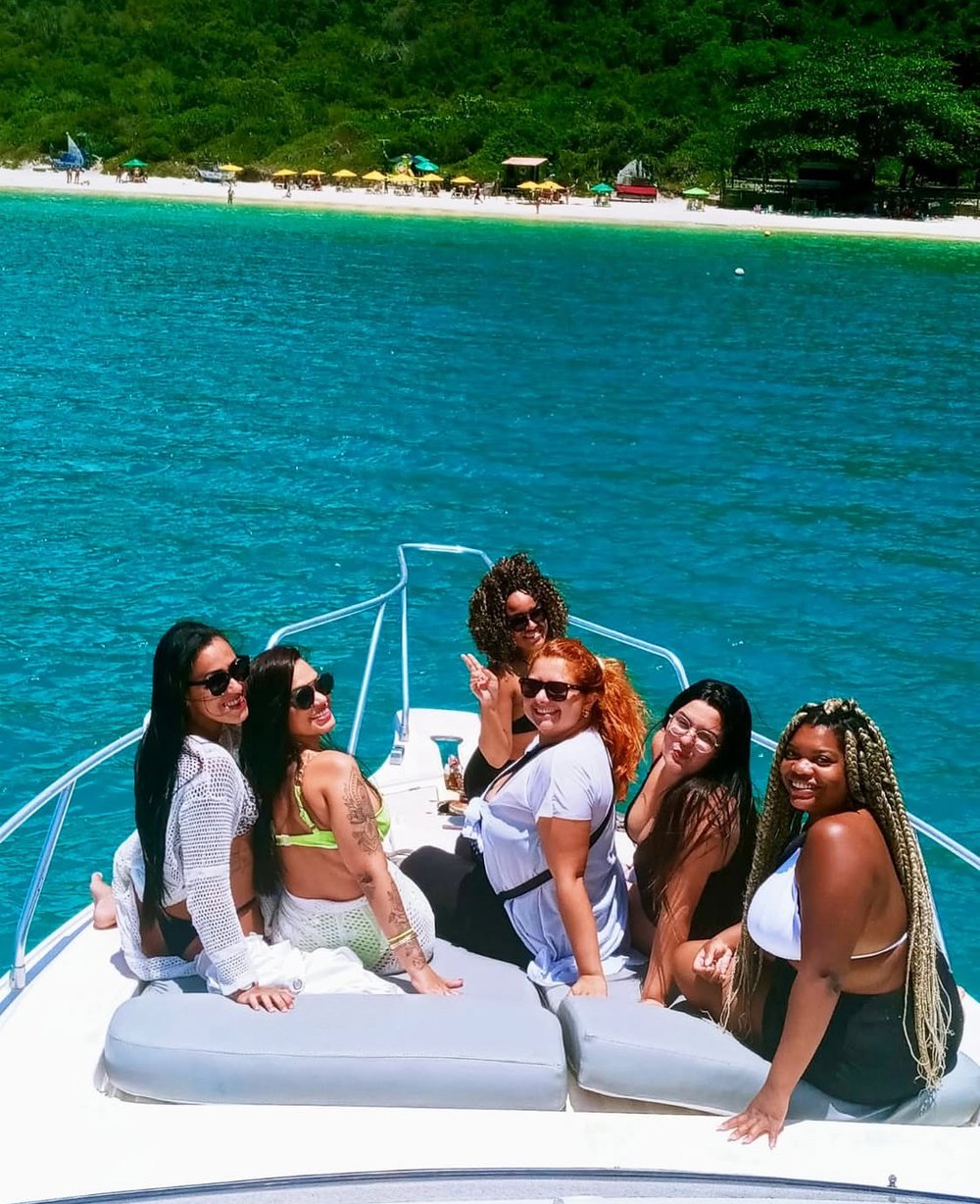Passeio de Lancha em Arraial do Cabo e Cabo Frio