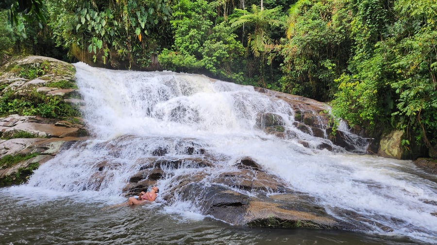 Cachoeira Pedra Branca