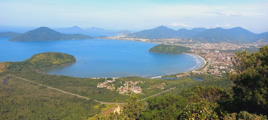 Explorando a Trilha Noturna do Pico do Piúva em Ubatuba-SP: Uma Aventura Inesquecível na Montanha