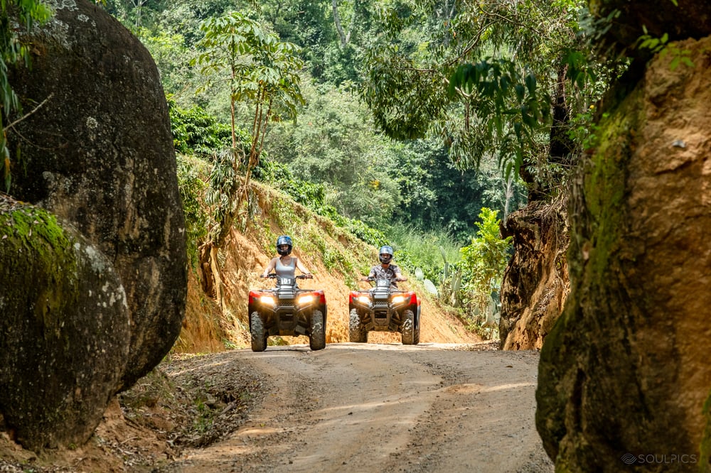 Quadriciclo - Cachoeira para banho