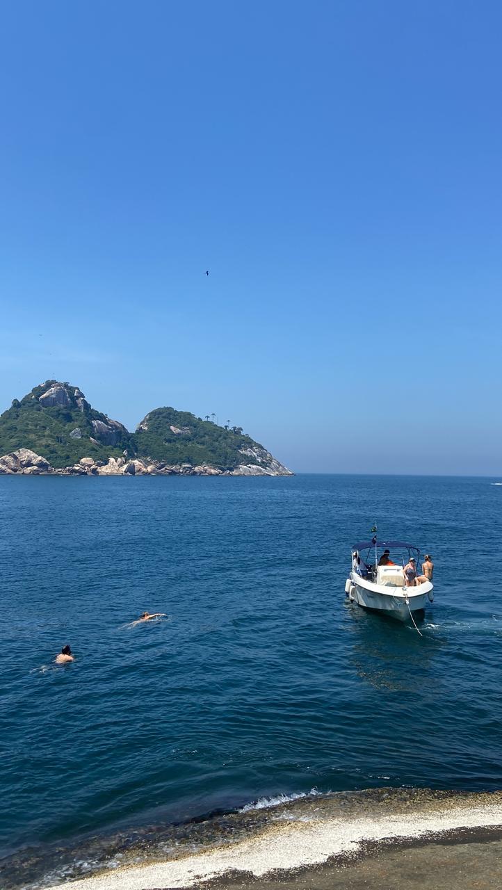  PASSEIO DE LANCHA COMPARTILHADO