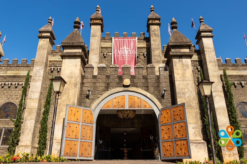 17/07 Vinhedo: Castelo dos Vinhais com café colonial e city tour