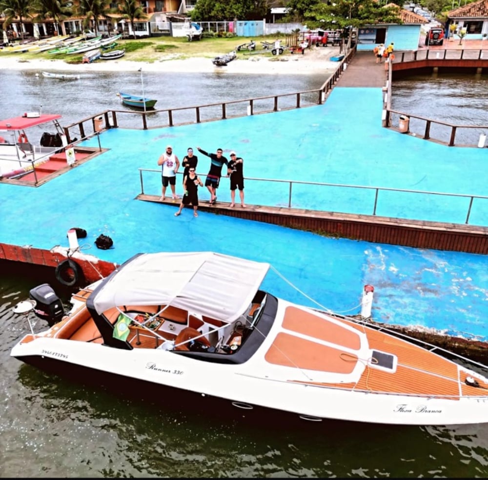 Passeio de Lancha em Arraial do Cabo e Cabo Frio