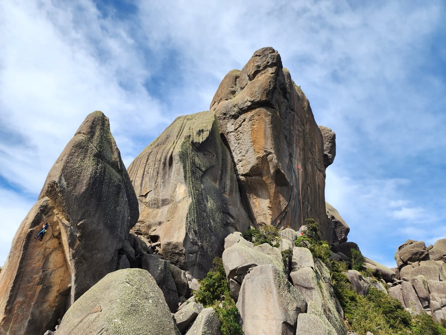 RAPEL DAS PRATELEIRAS - ITATIAIA - RJ