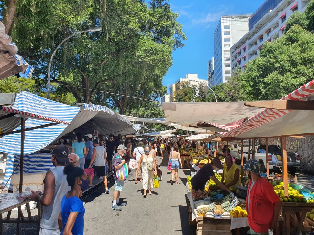 Passeio gastronômico Comida de Rua na feira livre