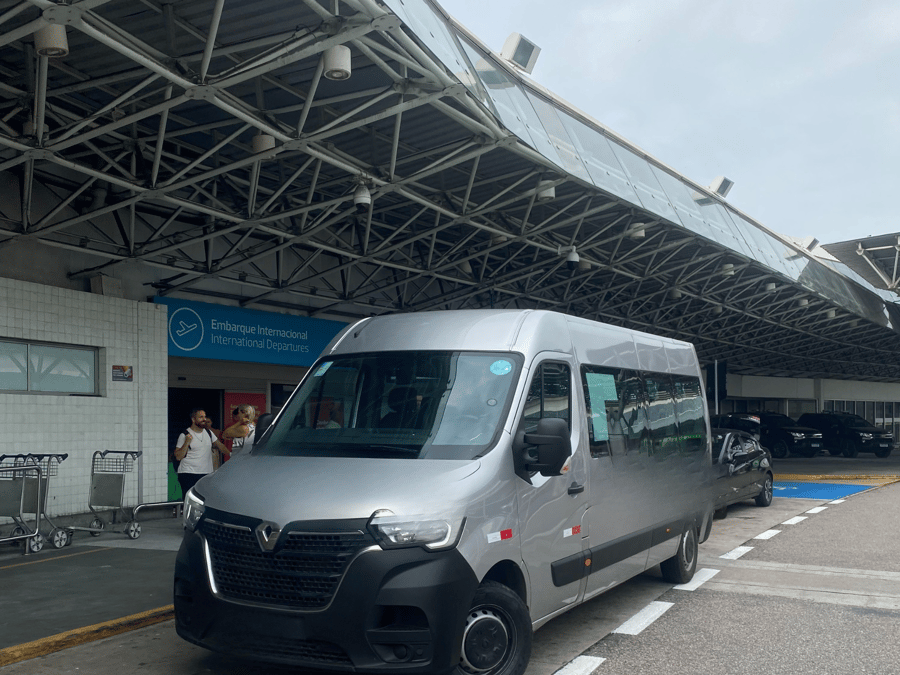 Temos pontos de embarque e desembarque em todos os aeroportos do Rio de Janeiro
