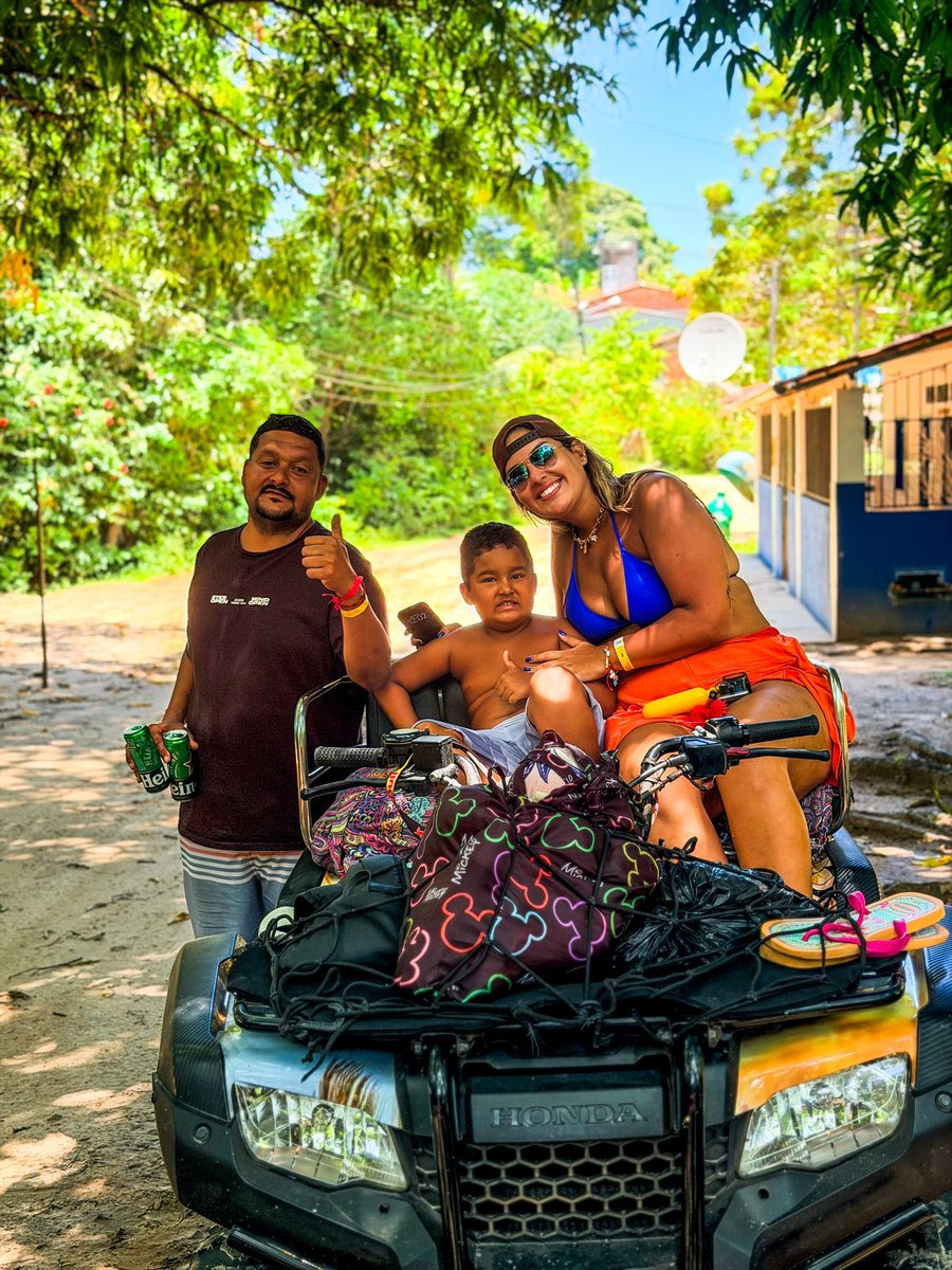 Passeio de quadriciclo em Boipeba com condutor local