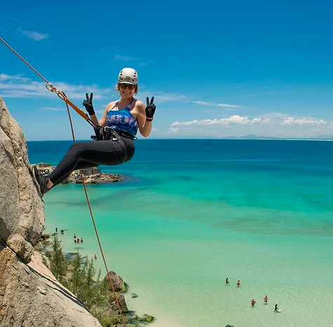 RAPEL em Arraial do Cabo
