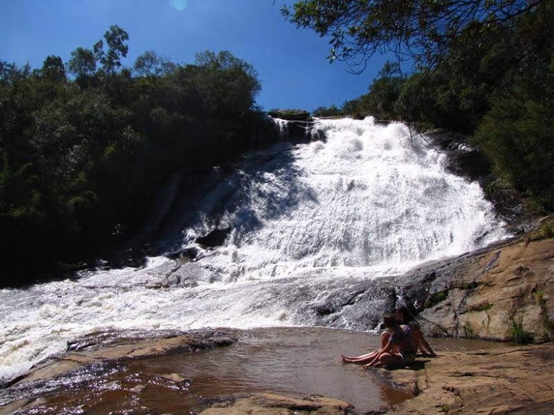 cachoeiras de Bueno Brandão