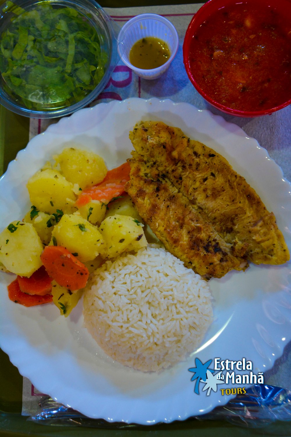 Escuna Estrela da Manhã | Passeio com almoço