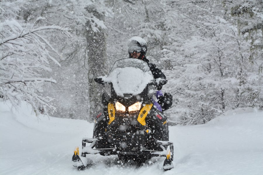 Passeio de Moto de Neve em Bariloche: Dicas, Preços e Experiências Imperdíveis