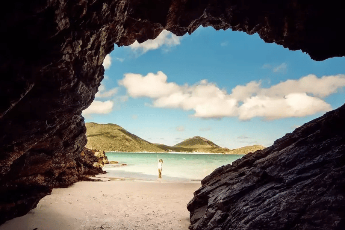 Descubra a Magia da Gruta do Amor em Arraial do Cabo