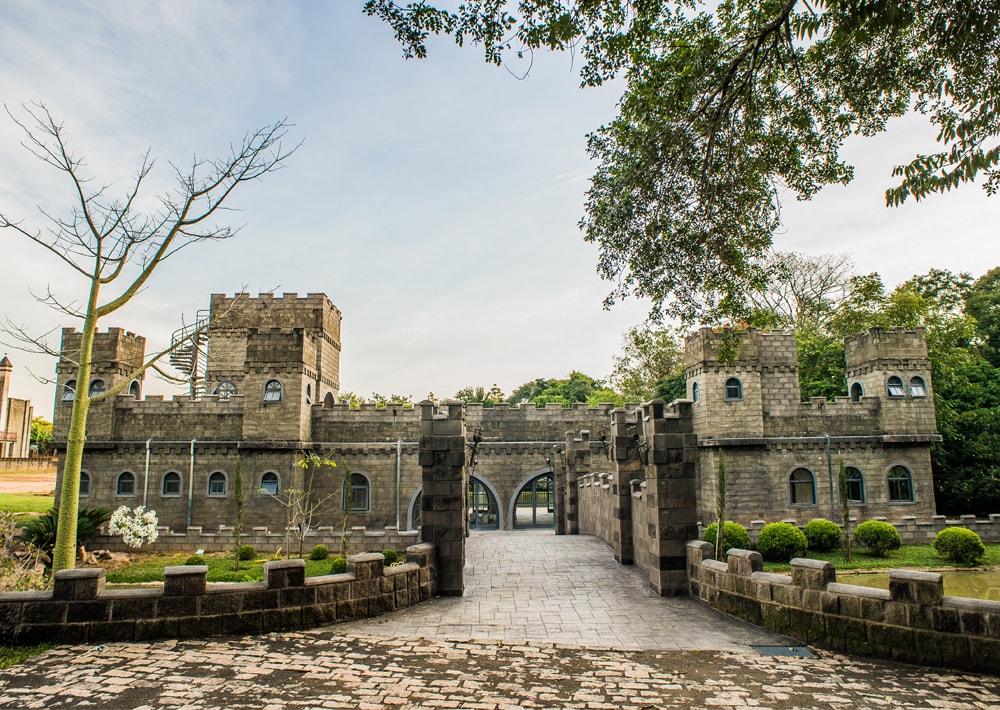 17/07 Vinhedo: Castelo dos Vinhais com café colonial e city tour