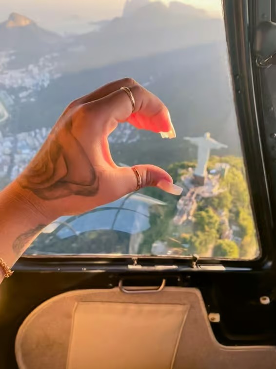 Passeio de helicóptero no Rio com portas abertas - foto 8