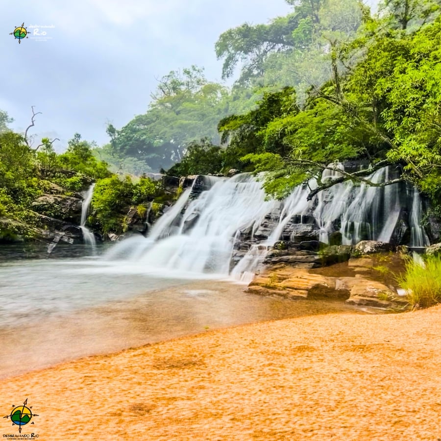 cachoeira carranas