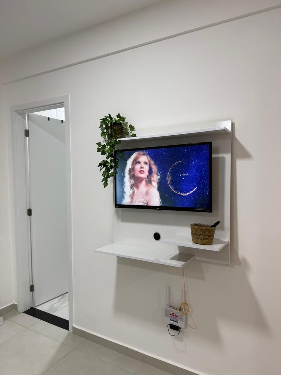 Televisão com canais de streaming