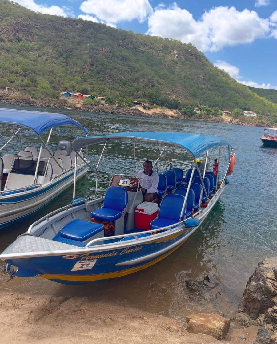 embarcação da Rota 