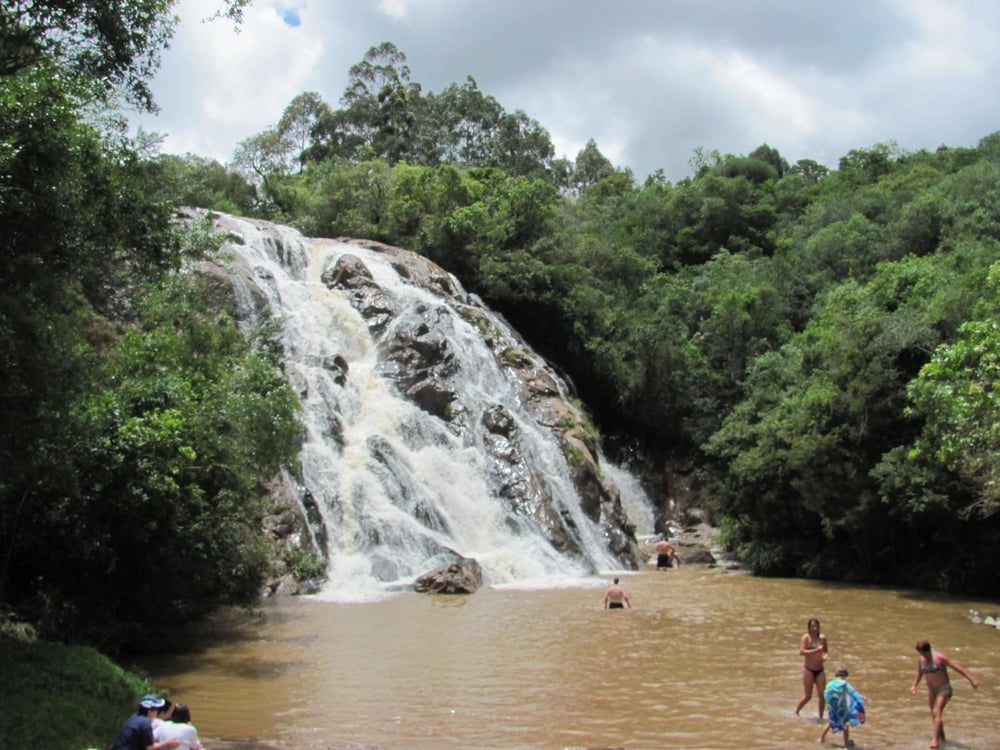 cachoeiras de Bueno Brandão