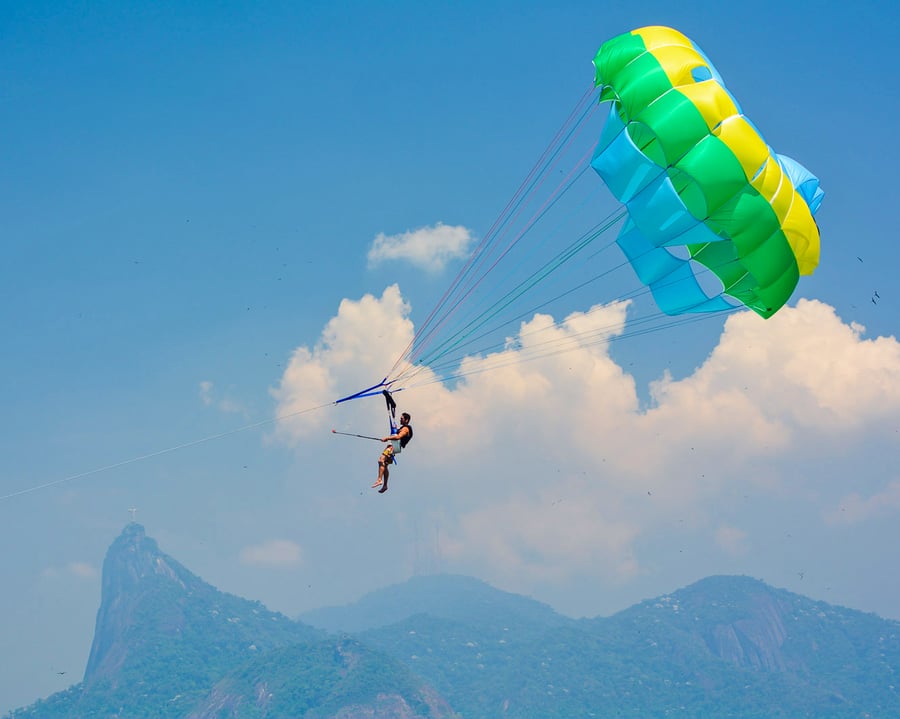 Voo de Parasail no Rio de Janeiro - Kmon Adventure