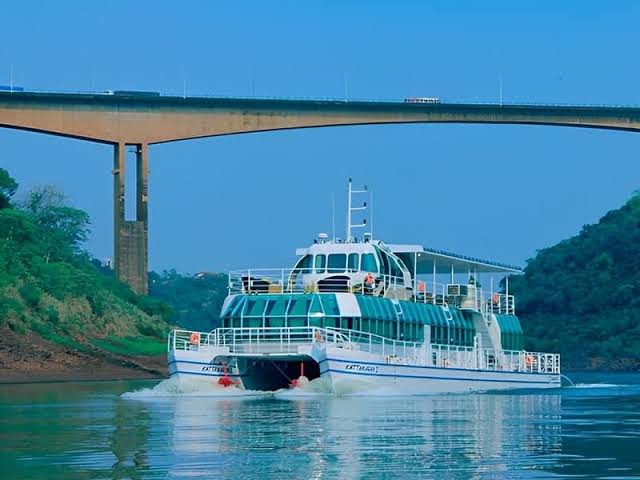 Ponte Tancredo Neves 