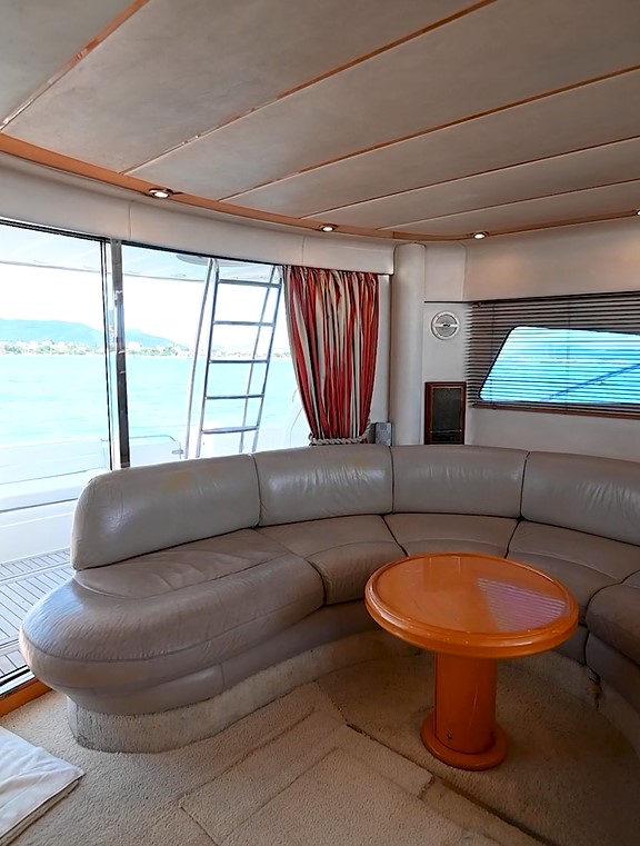 Baia Norte │Fairline 550 Fly  │15 Pessoas │