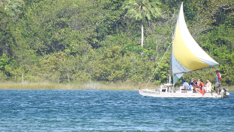 Passeios a Vela!