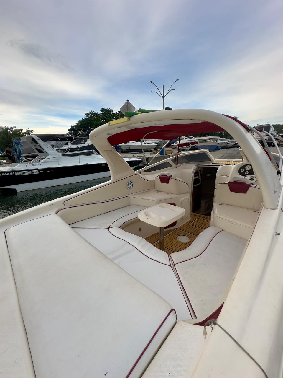 Passeio de Lancha em Cabo Frio