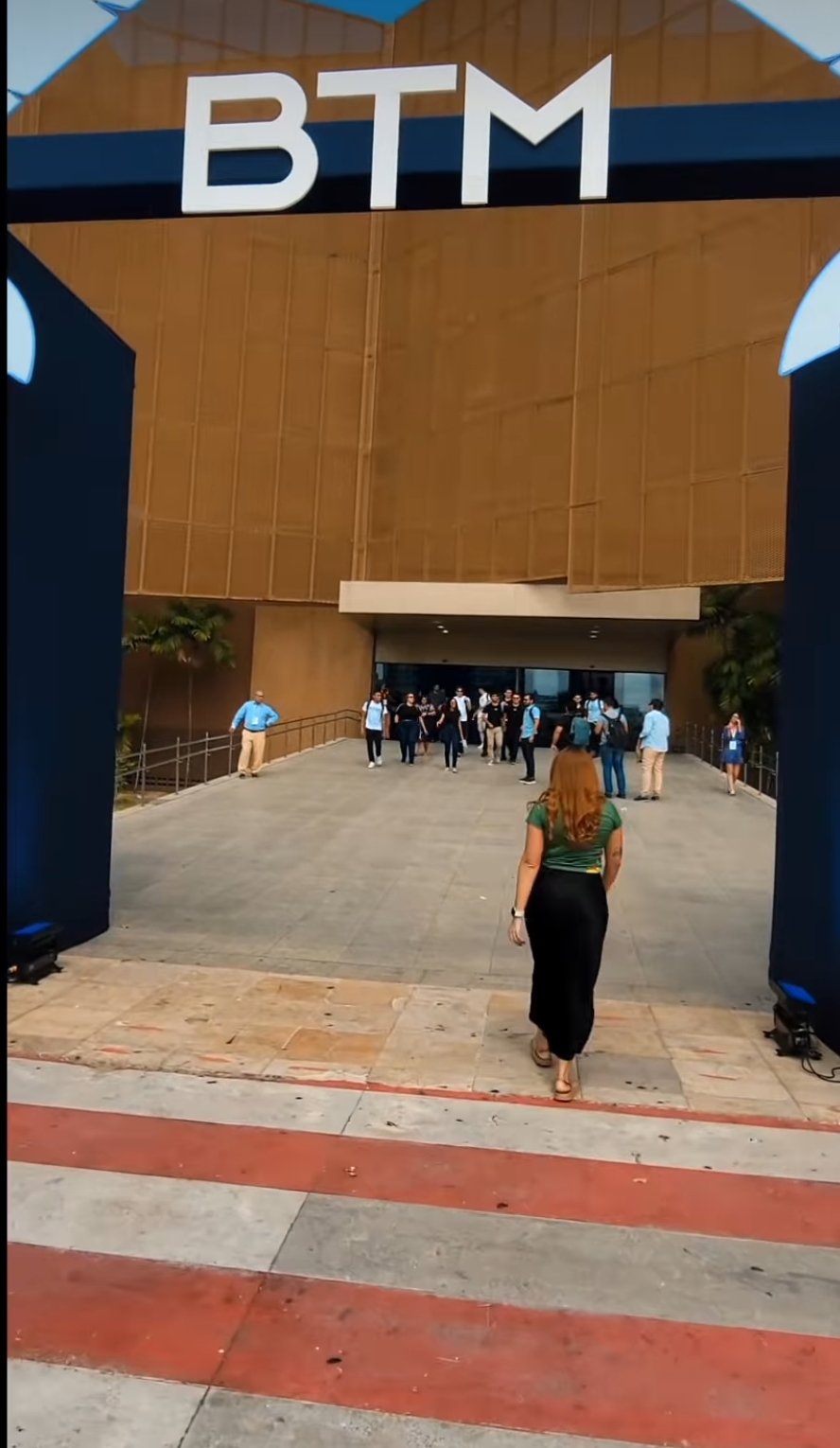Canoa Quebrada se Destaca na Feira BTM em Fortaleza e Lança Evento 'Canoa de Luz'