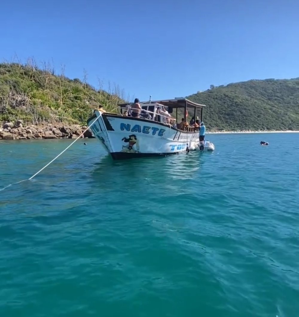 Passeio de barco em Arraial do Cabo