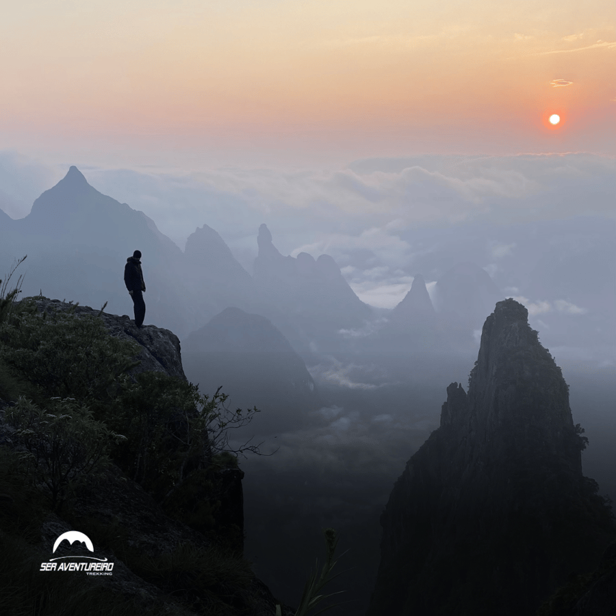 Nascer do Sol nos Portais de Hércules