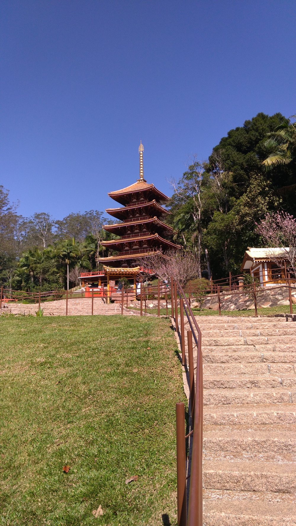 06/02 Torre de Miroku e Parque Oriental 