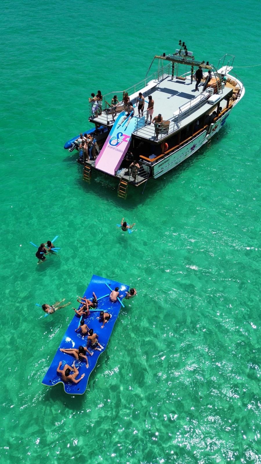 Passeio de Barco Arraial do Cabo | Super Flor