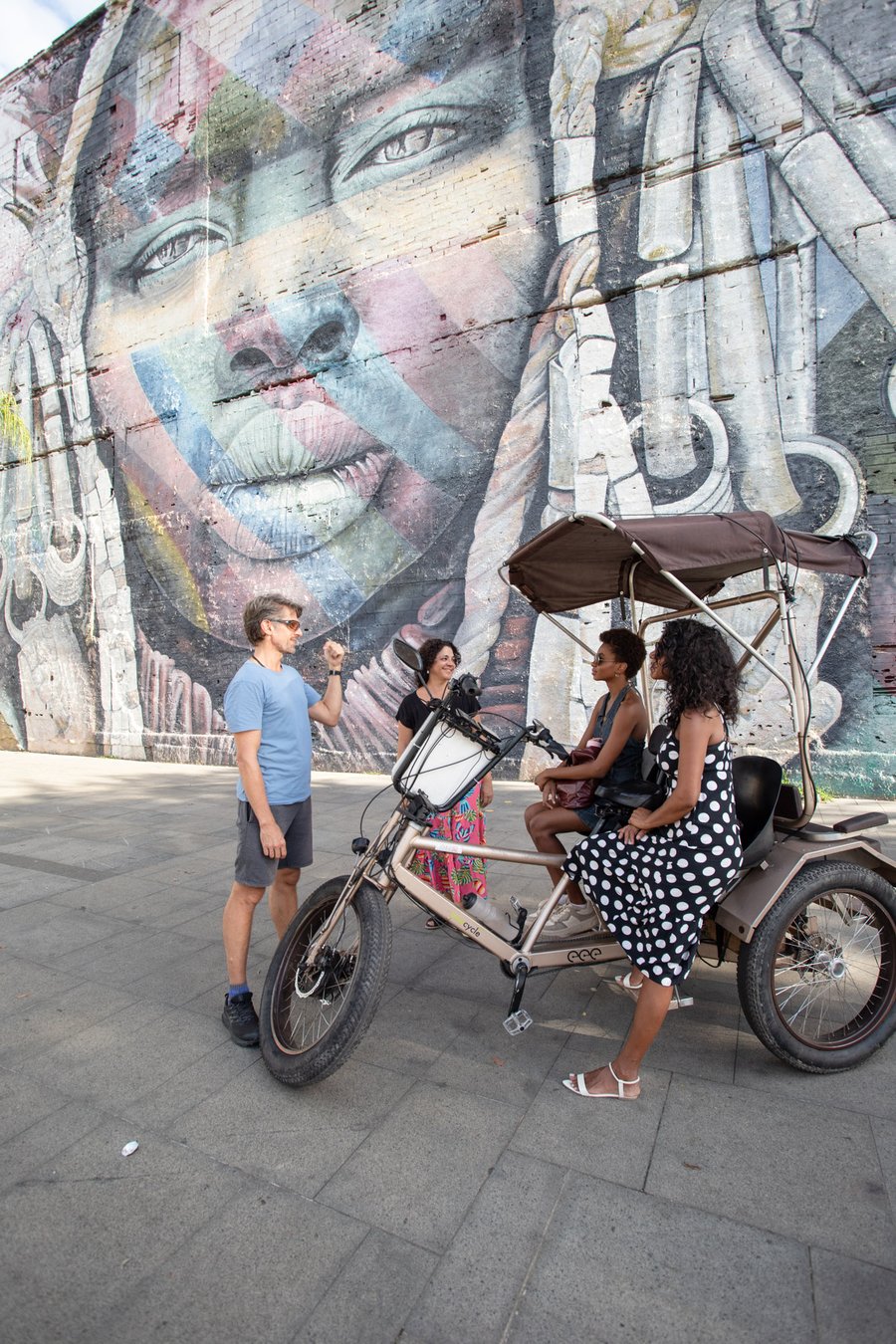 O Rio de Janeiro é famoso por sua arte de rua. O mural Etnias é a maior parede de grafite do mundo. 