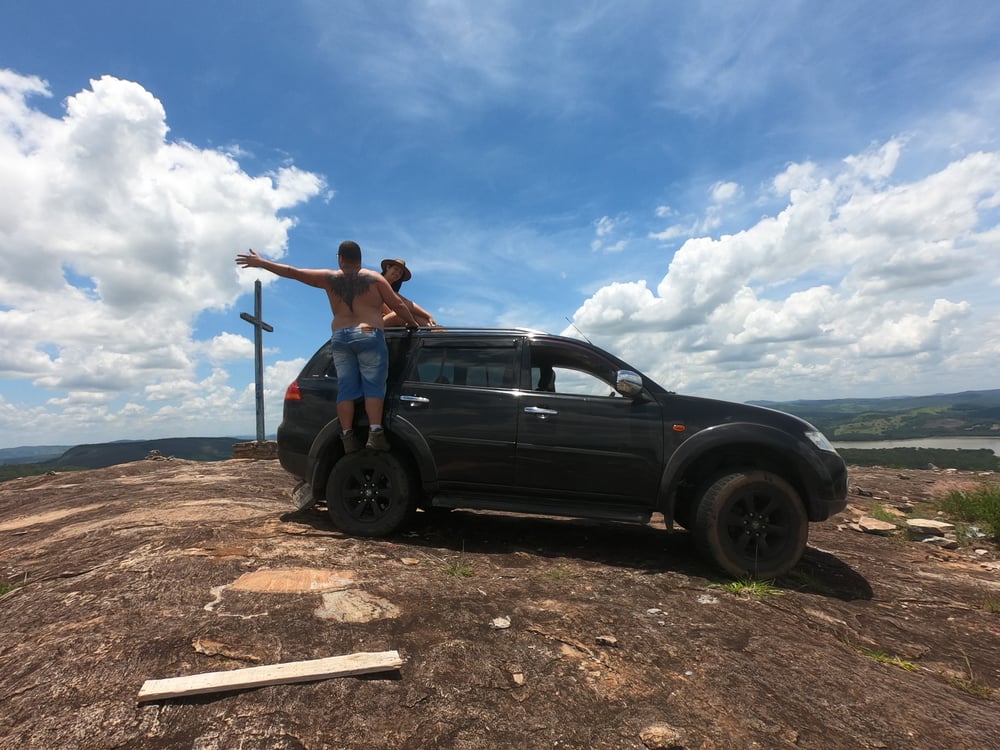 Pedra do Calhau-Caminhonete 4x4