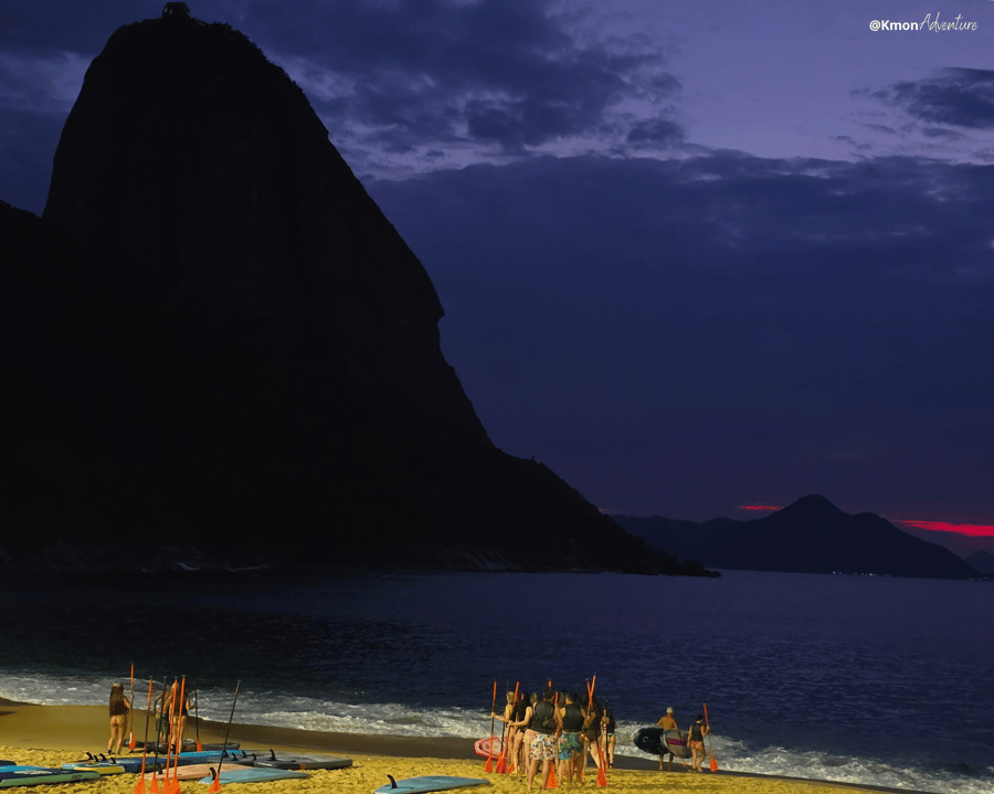 SUP na Praia Vermelha - Nascer do Sol com a Kmon Adventure