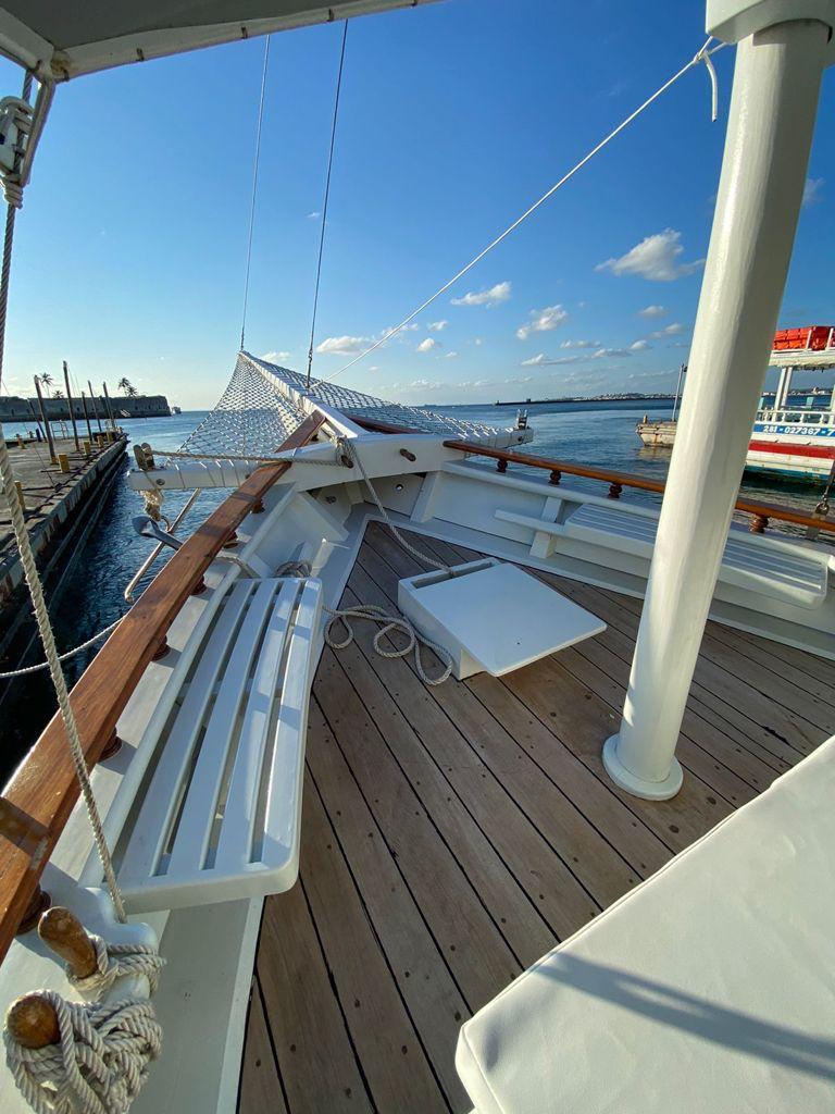 Aluguel de Escunas / Barcos para Passeio 