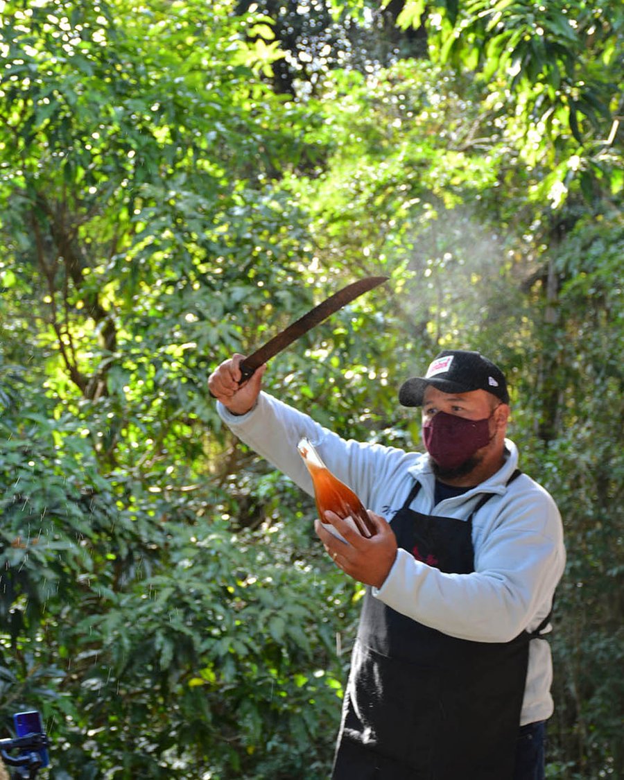 Trilha Pet + Degustação de Vinhos e Almoço na Vinícola Saccomani