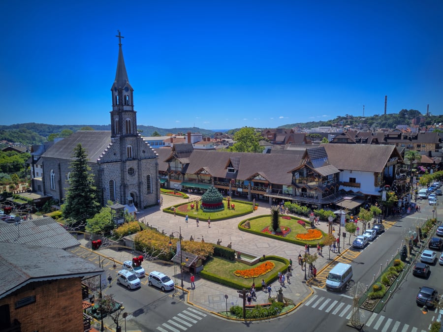 Gramado a Dois: Uma Escapada Romântica no Coração da Serra Gaúcha