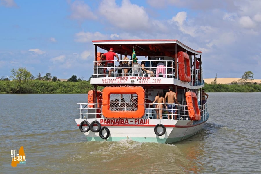 catamarã no delta do Parnaíba - Baía das Canárias - rota tradicional