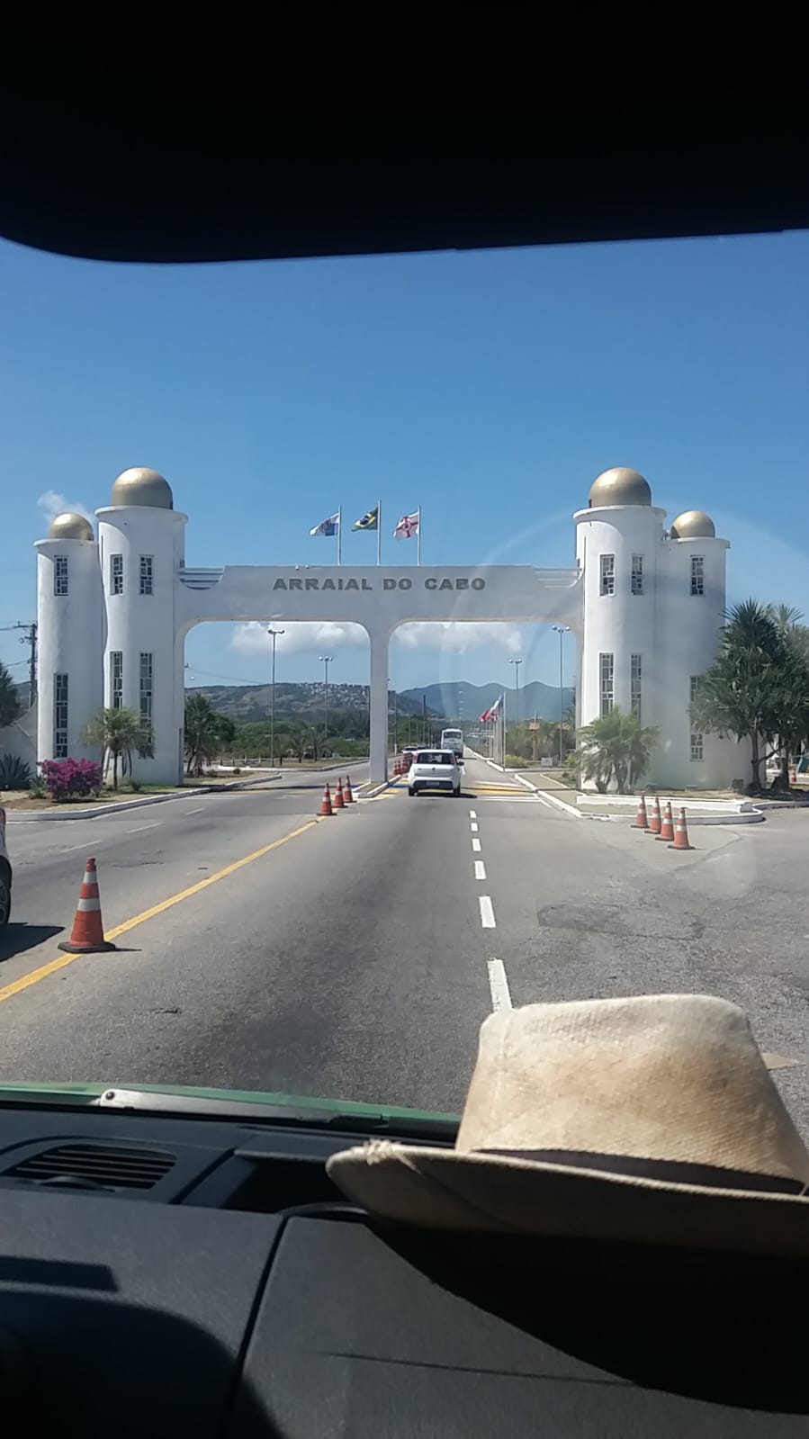 Conheça conosco Arraial do Cabo, o nosso Caribe Brasileiro.